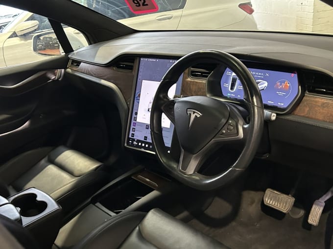 2025 Tesla Model X