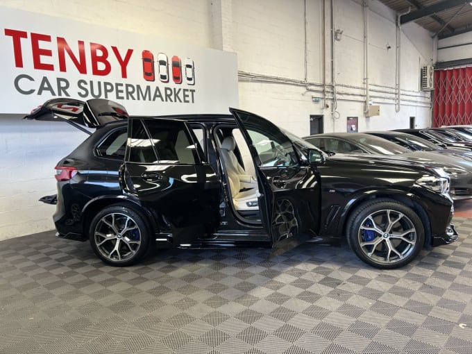 2025 BMW X5