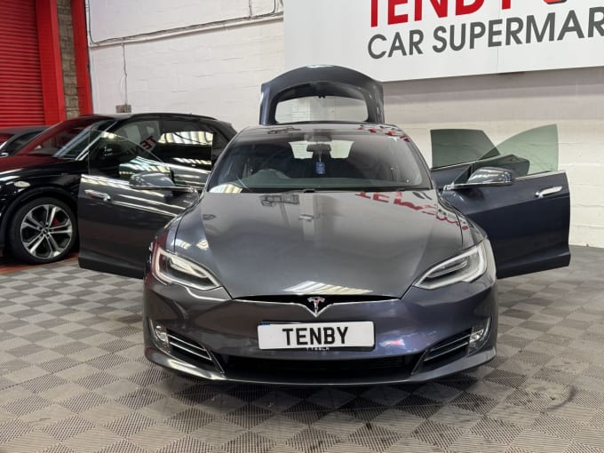 2025 Tesla Model S