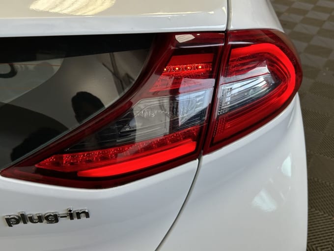 2025 Hyundai Ioniq