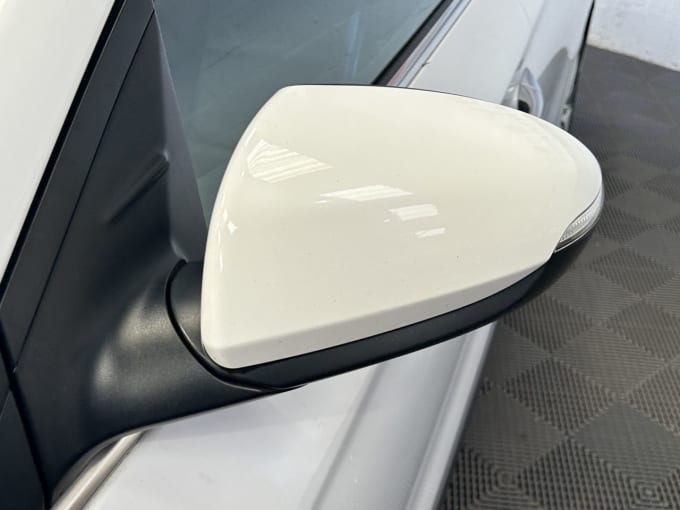 2025 Hyundai Ioniq