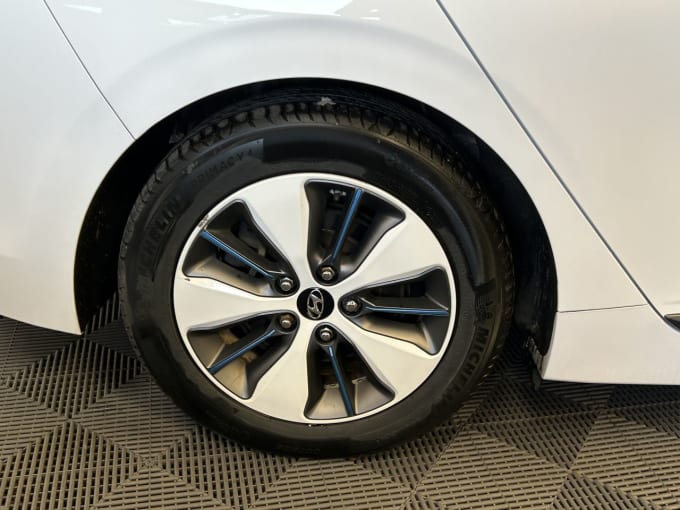 2025 Hyundai Ioniq