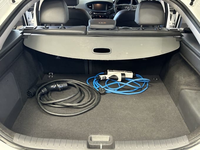 2025 Hyundai Ioniq