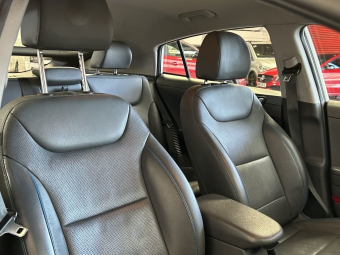 2025 Hyundai Ioniq