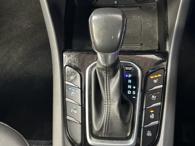 2025 Hyundai Ioniq