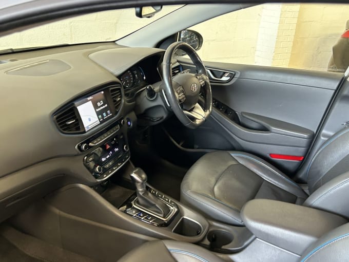 2025 Hyundai Ioniq