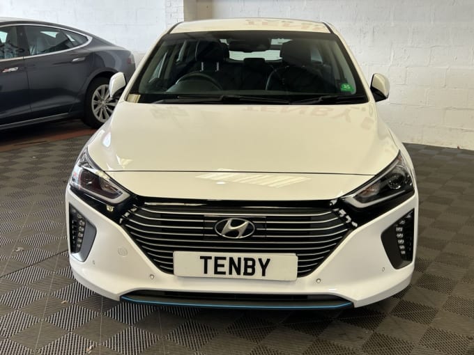 2025 Hyundai Ioniq