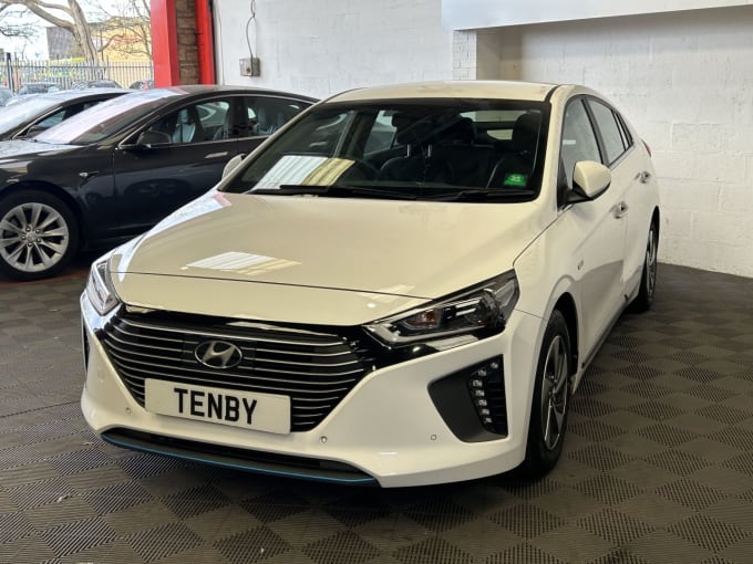 2025 Hyundai Ioniq