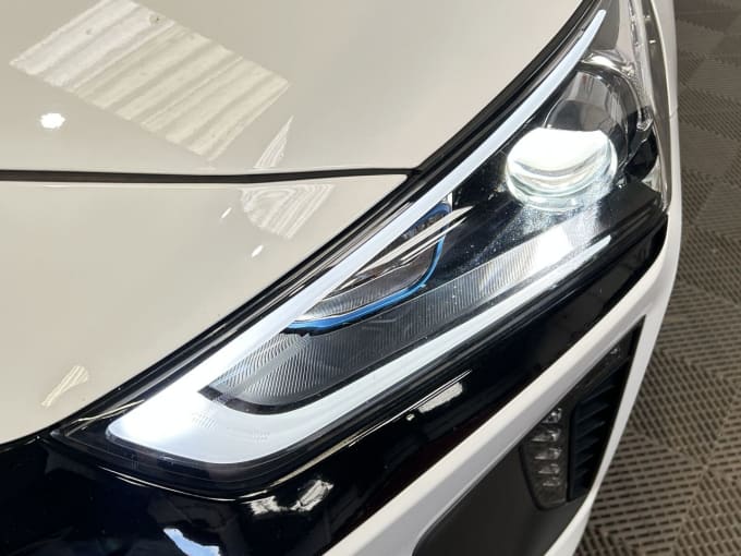 2025 Hyundai Ioniq