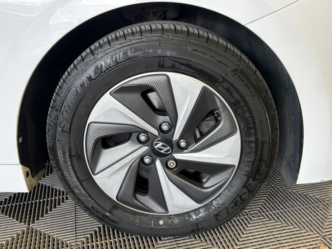 2025 Hyundai Ioniq