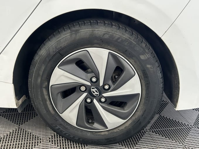 2025 Hyundai Ioniq