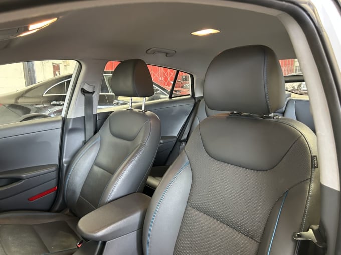2025 Hyundai Ioniq