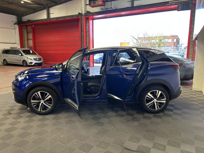 2025 Peugeot 3008