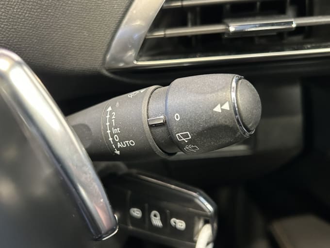 2025 Peugeot 3008