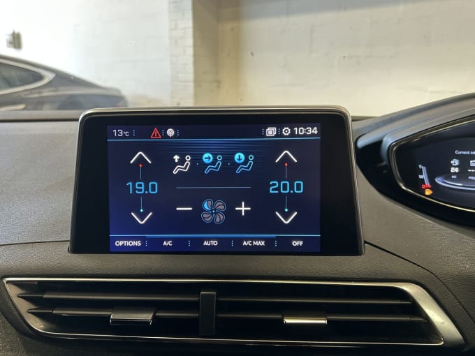 2025 Peugeot 3008