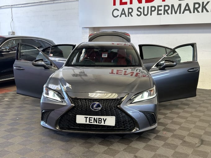 2025 Lexus Es