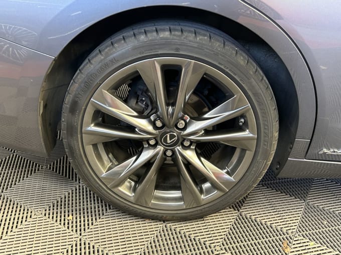 2025 Lexus Es