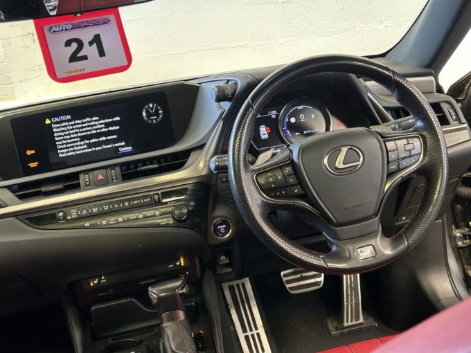 2025 Lexus Es