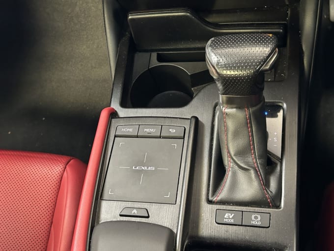 2025 Lexus Es