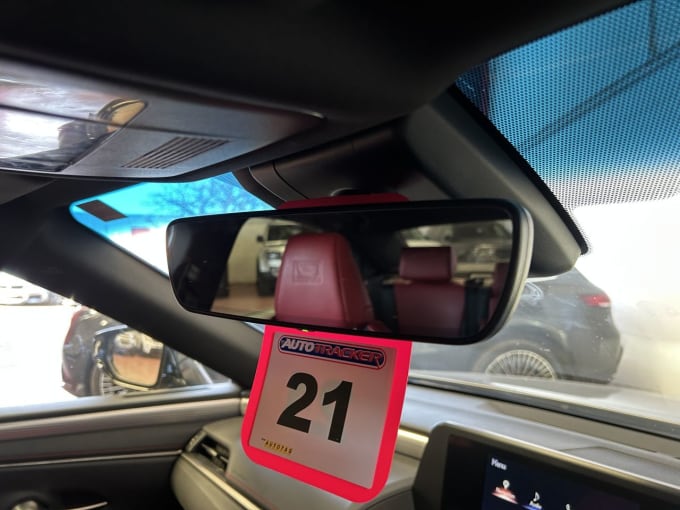 2025 Lexus Es