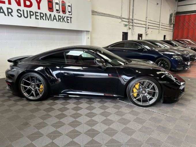 2025 Porsche 911
