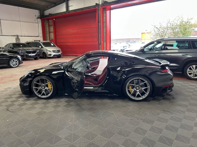 2025 Porsche 911