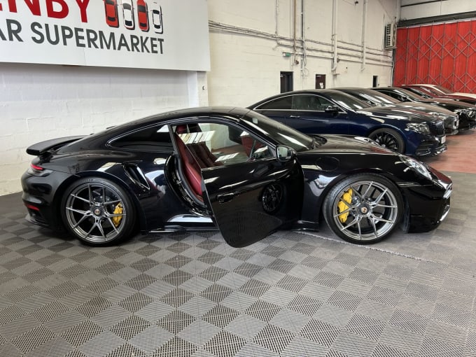 2025 Porsche 911