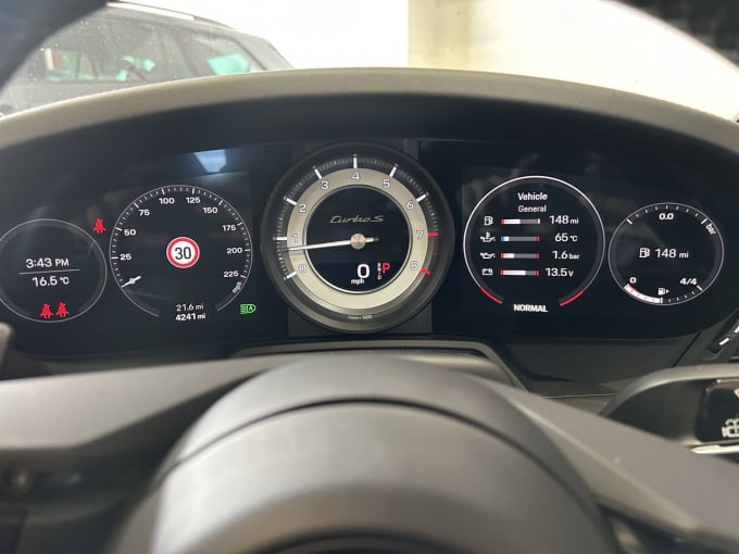 2025 Porsche 911