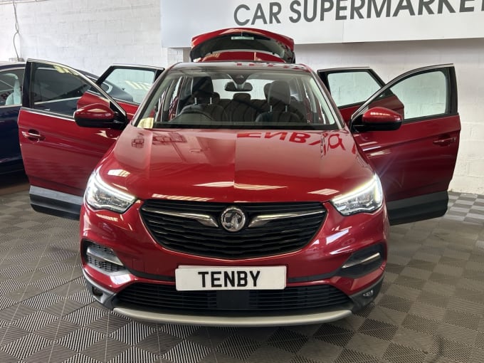 2025 Vauxhall Grandland X