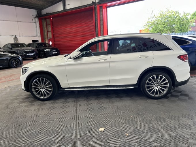 2025 Mercedes-benz Glc