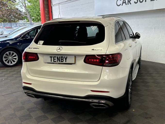 2025 Mercedes-benz Glc