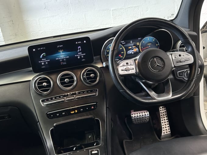 2025 Mercedes-benz Glc