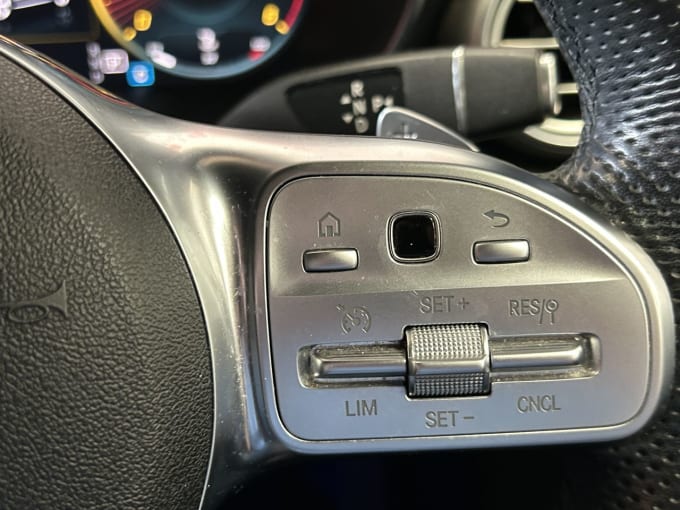 2025 Mercedes-benz Glc