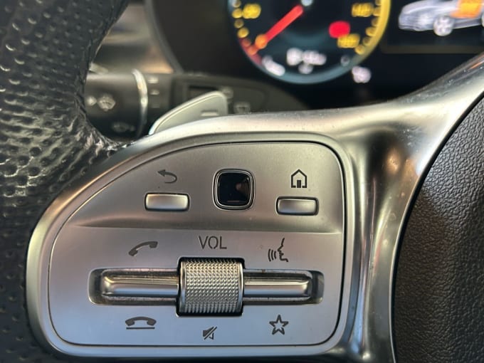 2025 Mercedes-benz Glc