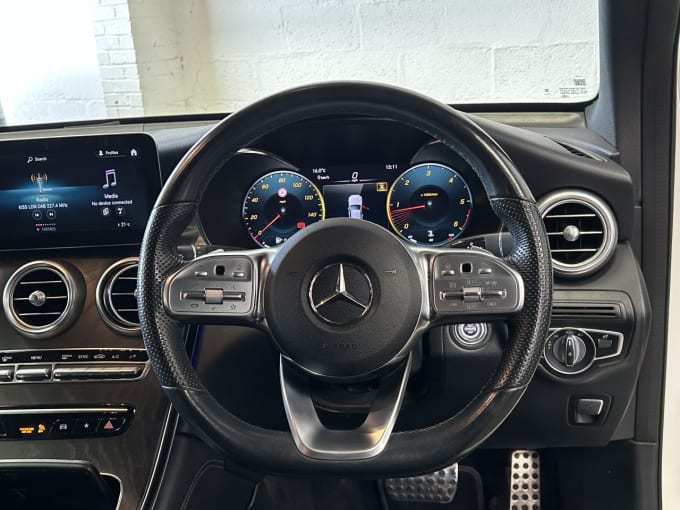 2025 Mercedes-benz Glc