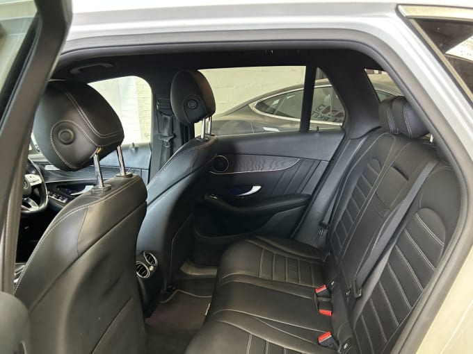 2025 Mercedes-benz Glc