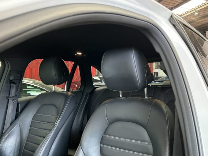 2025 Mercedes-benz Glc
