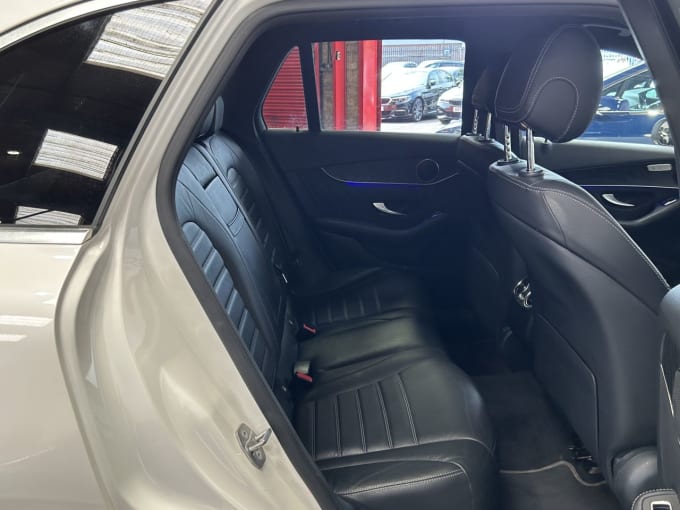 2025 Mercedes-benz Glc