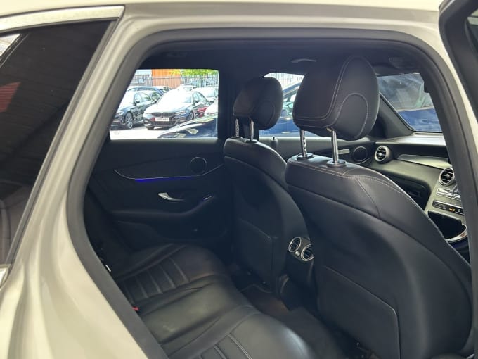 2025 Mercedes-benz Glc
