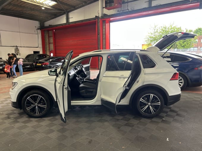 2025 Volkswagen Tiguan