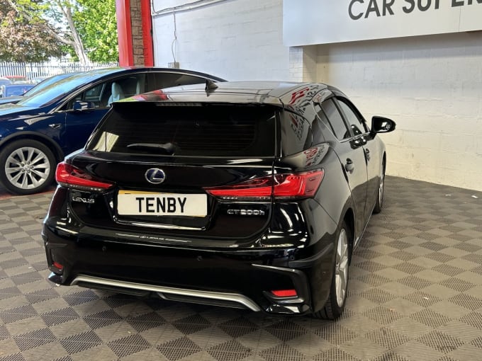 2025 Lexus Ct