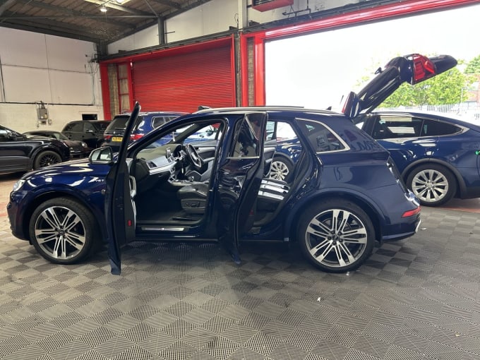 2025 Audi Sq5