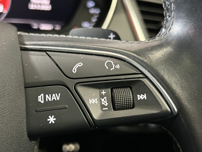 2025 Audi Sq5