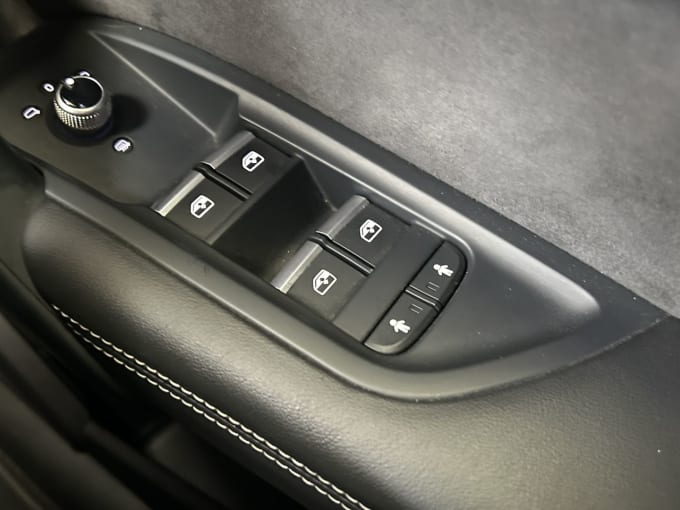 2025 Audi Sq5