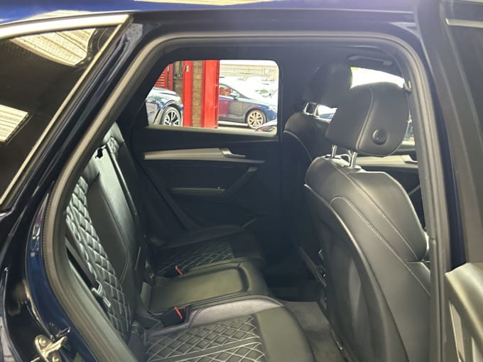 2025 Audi Sq5