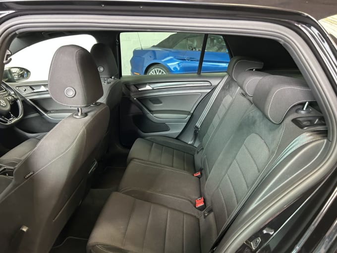2025 Volkswagen Golf