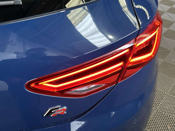 2025 Seat Leon