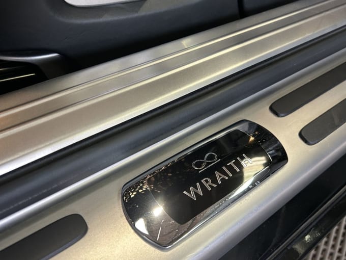 2025 Rolls-royce Wraith