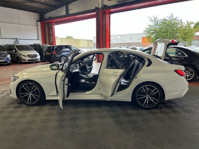 2025 BMW 3 Series