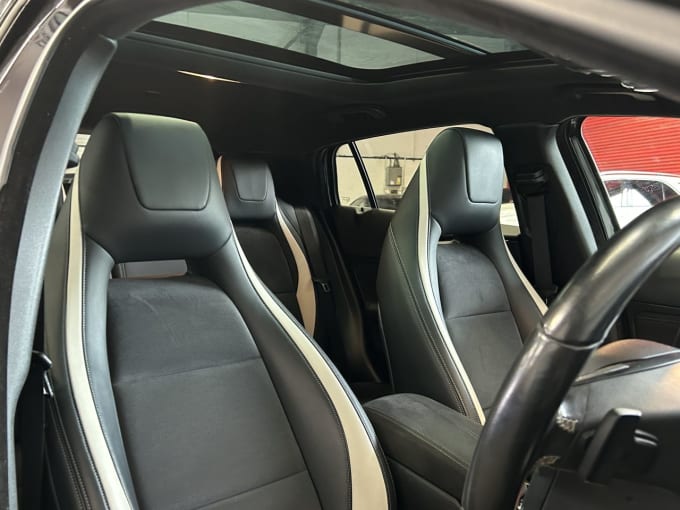 2025 Infiniti Q30